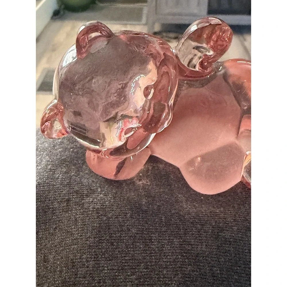 Vintage Fenton Art Glass Pink Transcluent Laying Down Teddy Bear Figurine - Picture 2 of 5
